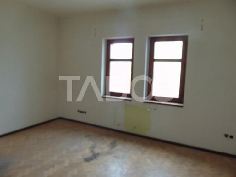 Pensiune cu 19 camere de inchiriat in Sibiu zona Centrala - 21