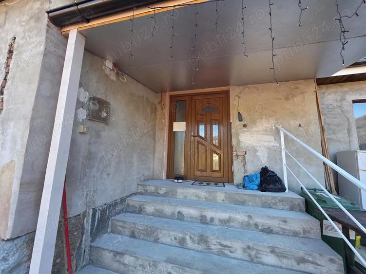 Casa renovata integral, par?ial finalizata - priveli?te catre Cetatea Devei, Str. Calugareni - 8