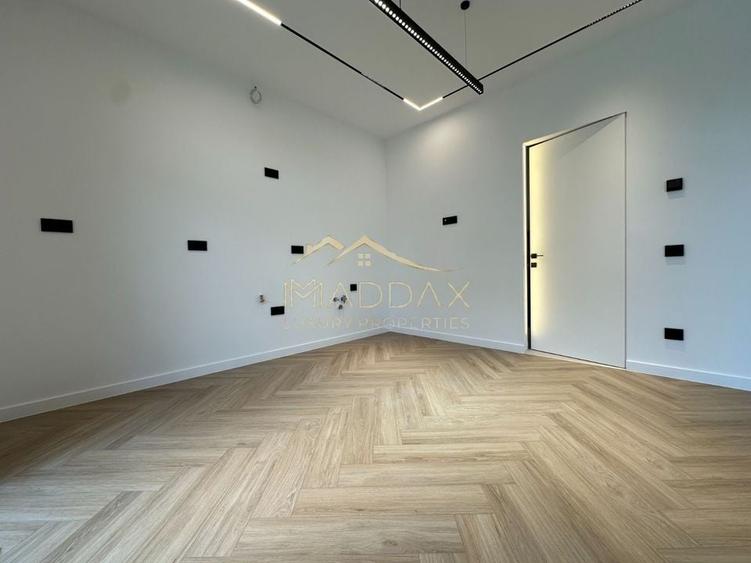 Vila individuala *432mp* + curte // 6 locuri Parcare / Pipera-Tunari - 26