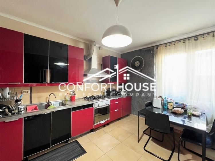 Vila P+E+M, 7 camere, complex residential, PIPERA – OMV - 9