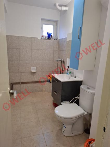 De vânzare un apartament cu 2 camere, situat în Sovata, cartierul Mihai Eminescu - 11