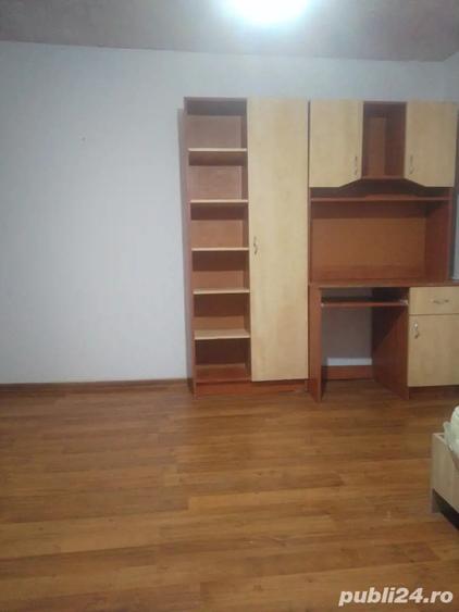 Inchiriez o camera pentru un barbat - 4