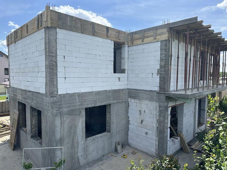 Vand casa in constructie, - 1