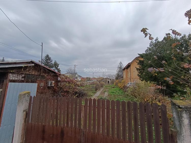 Teren 1163 mp în centrul Mogoșoaiei | Utilități + imobil existent | Oportunitate