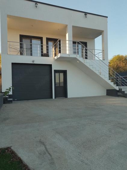 Casa de vinzare in ciurbesti - 2