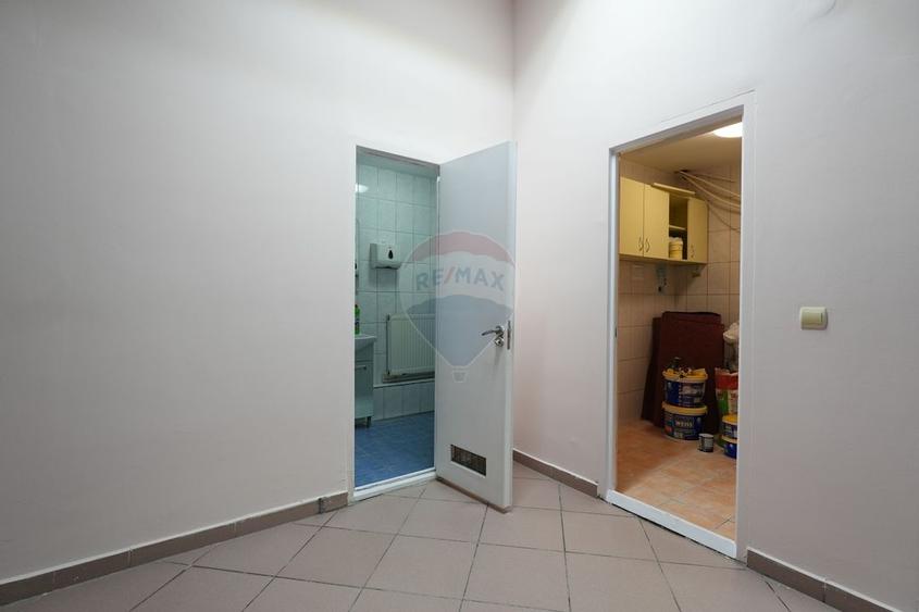 De Inchiriat Spațiu de birouri de 258mp în zona Baba Novac- Dristor - 21