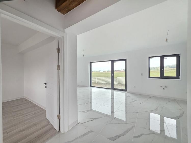 Casa tip duplex cu gradina de 125mp, regim P+M - 1