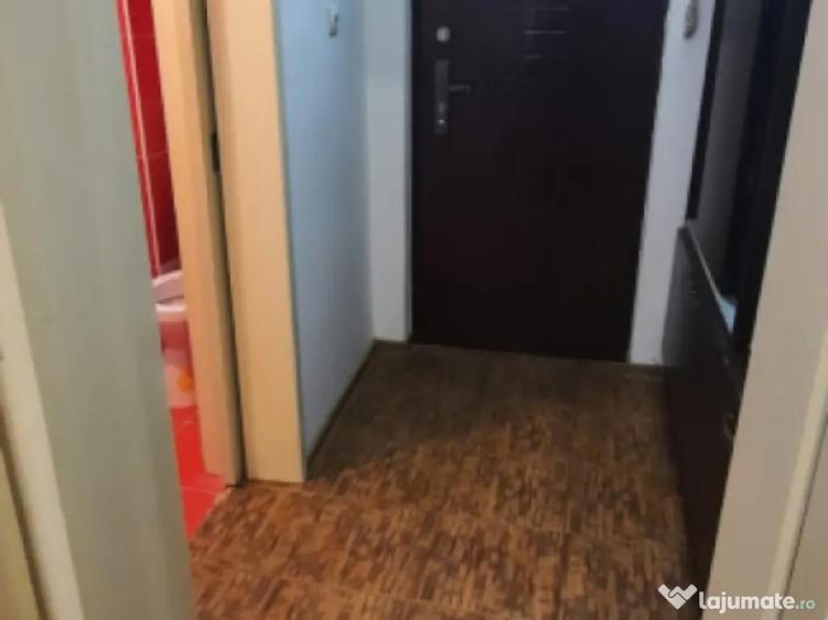 ETAJ 1. Garsoniera , zona Hipodrom-Pietatii. - 6