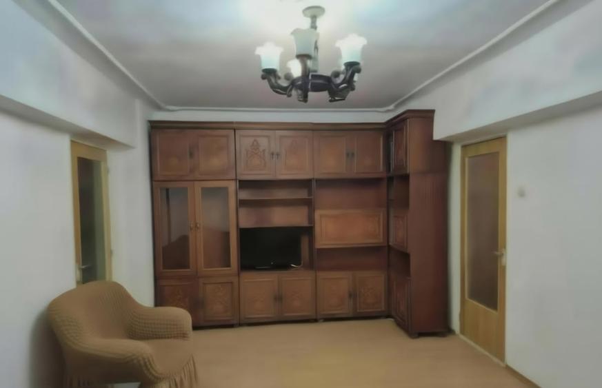 Apartament semidecomandat în Olteniței