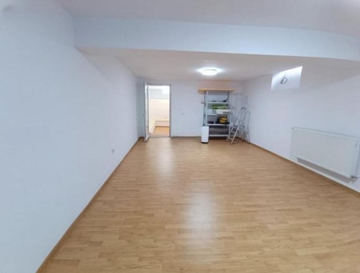 Ultracentral, spatiu comercial  D+P+1, curte generoasa, IDEAL BIROURI - 5