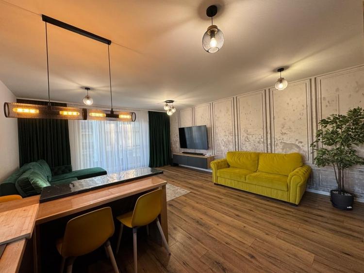 Mall Coresi, Qualis 2, ap cu doua camere modificat open - space, GENEROS, 67 mp - 3