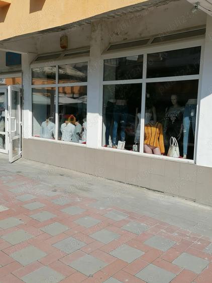 Spatiu comercial ultracentral Roman - 2