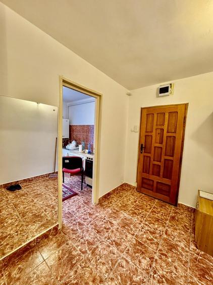 Apartament  cu 2 camere, zona Aleea Muncii - Tot ce ai nevoie la parter - 9