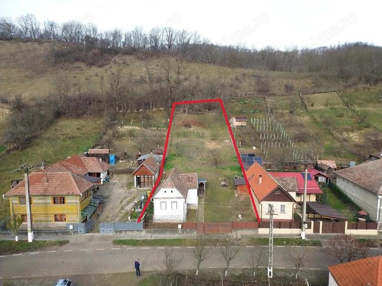 Casa la ?ara in Transilvania - sat sasesc Paucea, jud. Sibiu - 3