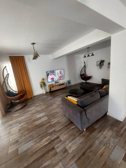 CASA  4 CAMERE |  VALU LUI TRAIAN |  178 MPC - 3