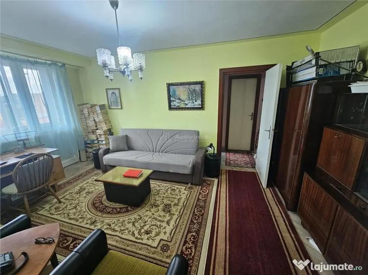 Resita, 2 Cam. Cf. 1, Bulevard, Micro 1 - 16