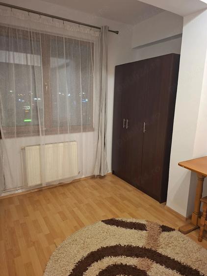 Apartament cu 2 camere decomandat în Gară