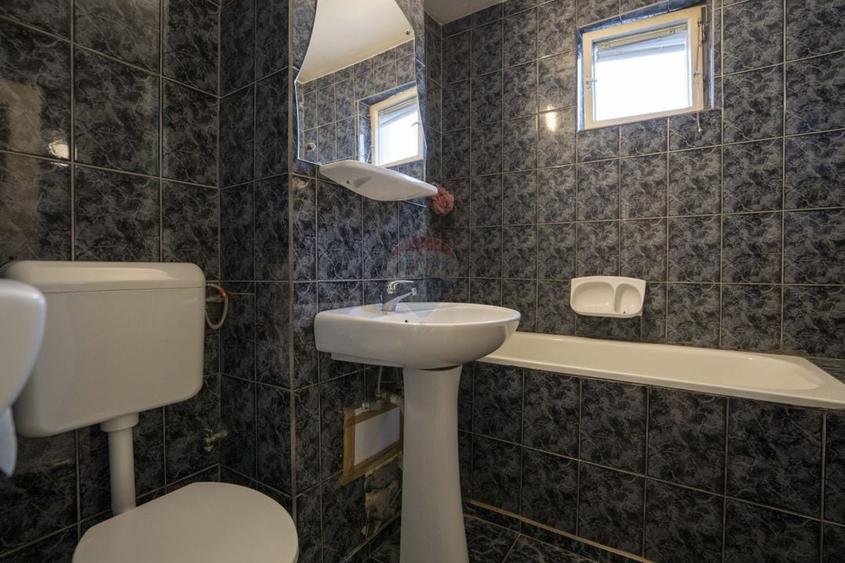 De vânzare apartament cu 4 camere, Bulevardul Decebal - 12