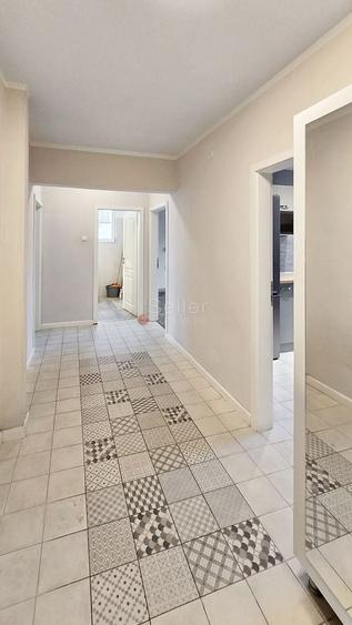 Structura Generoasa | Priveliste spre Vf. Tampa - 5