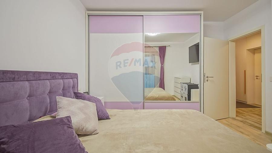 Apartament cu 2 camere de vânzare, parcare subterană și supraterană - 12