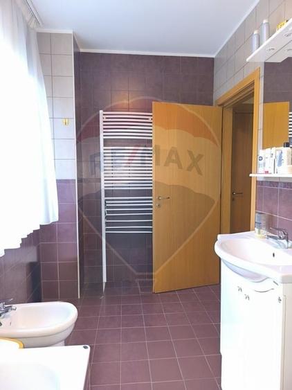 Casă de vanzare - 55