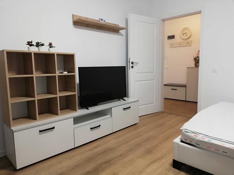 Garsonieră decomandată în Lujerului