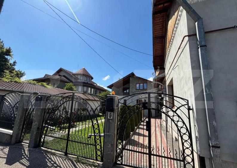 Proprietate de vanzare, cu 11 camere, 400 mp, zona ultracent - 18