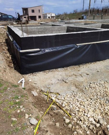 Cartier Midia Sat - Teren intravilan 400mp cu fundatie turnata -33.000euro - 5