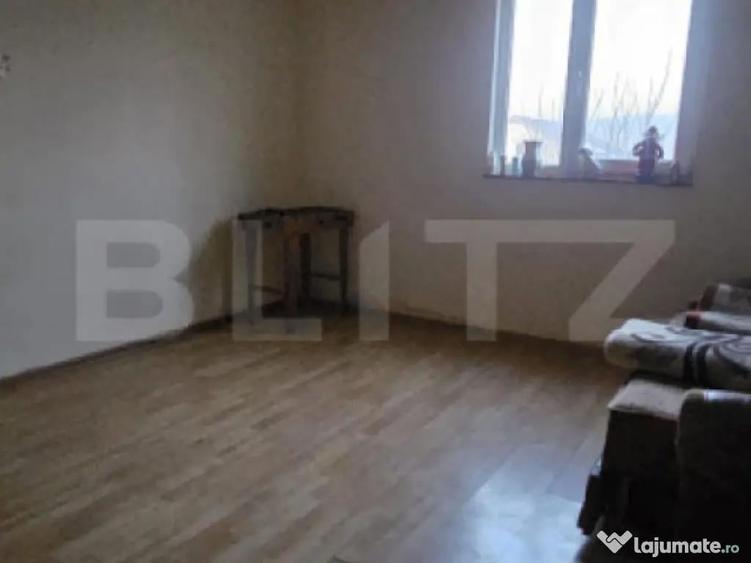 Casuta de vis parter + mansarda, la cheie, 5 camere, 20 km d - 4