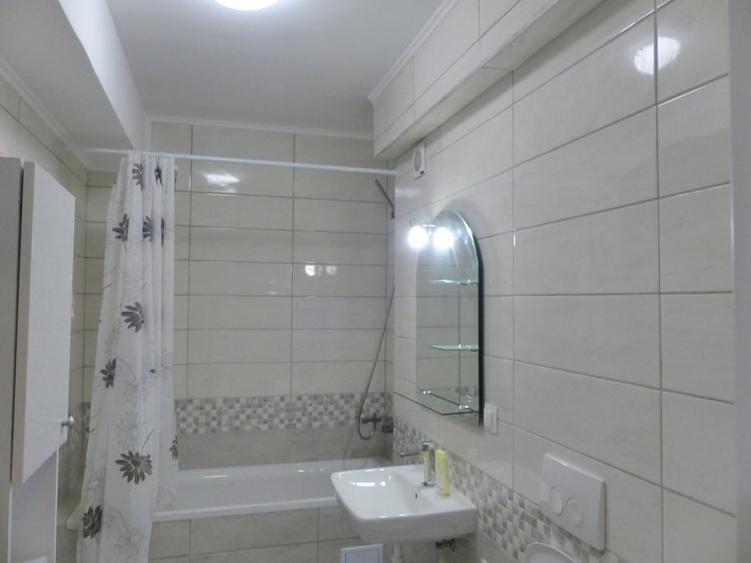Apartament cu 2 camere decomandat, mobilat în Libertății