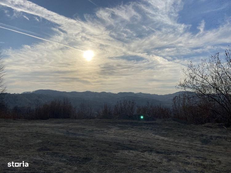 Teren intravilan 1288 mp, acces pietruit, utilitati - 3