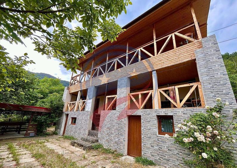 Pensiune in Dubova de vanzare - 15