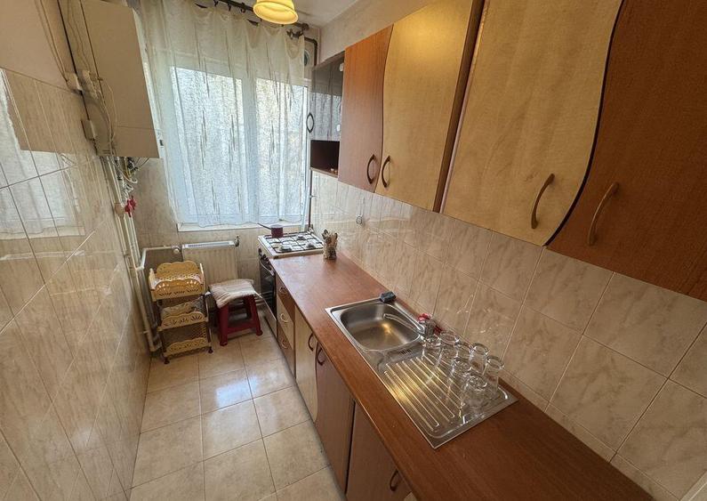 Apartament 2 camere zona Inel 2 - 4