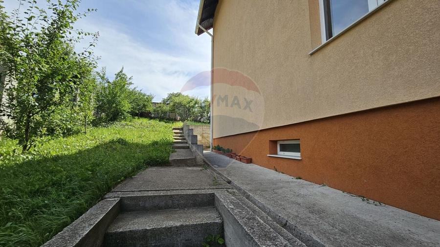 Casă / Vilă cu 12 camere-Sfântu Ilie Vechi, Suceava - 16