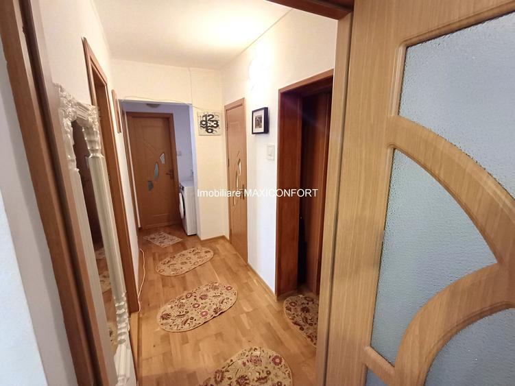 Vanzare 2 camere-Imobiliare MAXICONFORT - 1