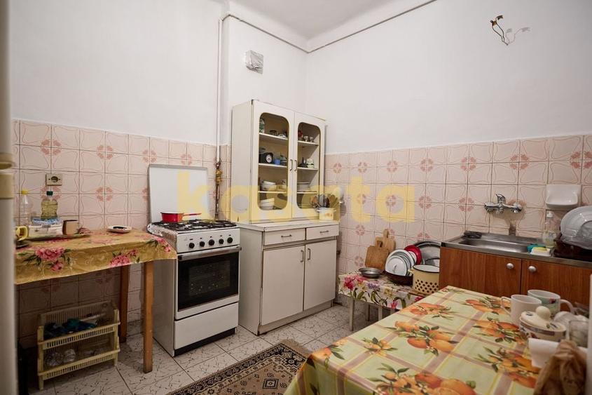 CASĂ CLASICĂ DE VANZARE CU POTENȚIAL PREMIUM ÎN ZONA 1 MAI - 22