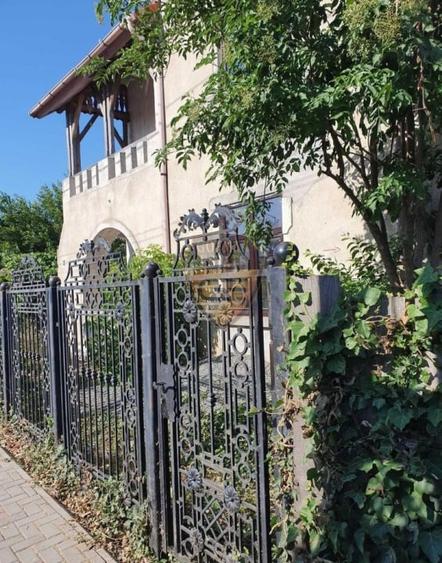 Conac Eforie-Sud -randul intai faleza, vedere deosebita, ocazie unica. - 4