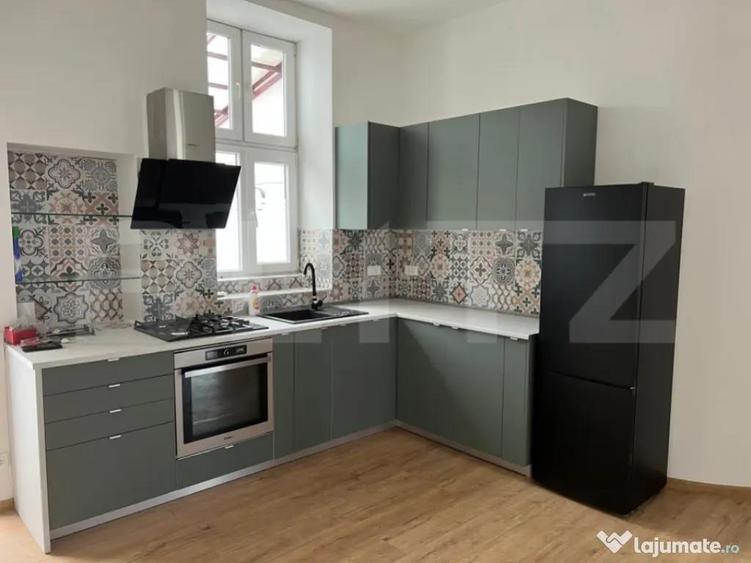 Spa?iu birouri, 80 mp, langa Parcul Central - 8