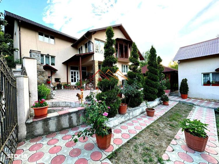 Casa 4 camere, anexe, recent renovata, foisor, teren 781mp, Izvoru, DB - 2