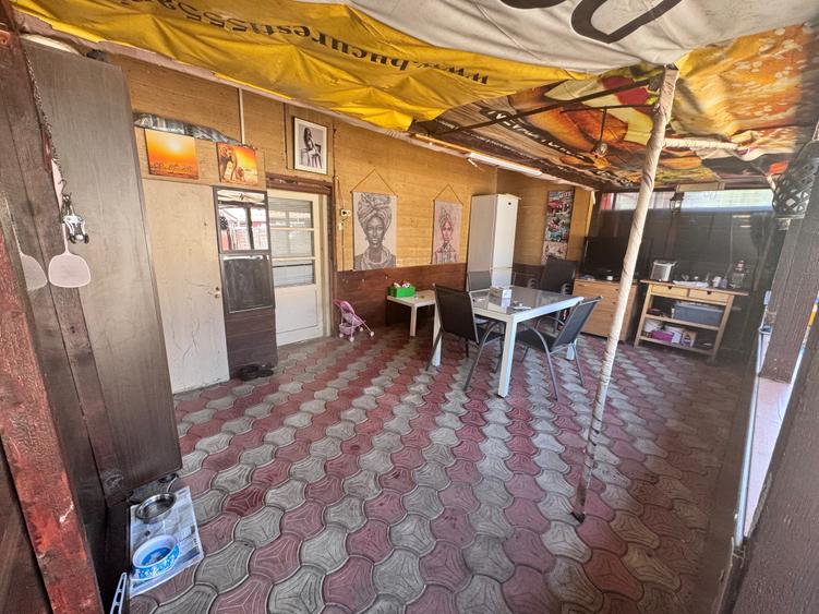Casă individuală cu 3 camere cu Canalizare în Sud