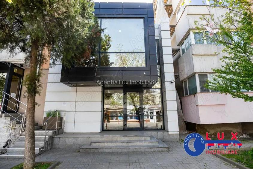 ID 8250 EXCLUSIVITATE - de inchiriat - Spa?iu comercial ID 8250 EXCLUSIVITATE - de inchiriat - Spa?iu comercial