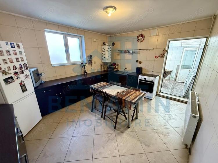 Casa langa Spitalul de Neuro-Acces auto-4 dormitoare-Foisor-Libera - 2