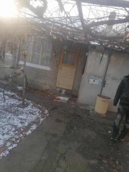 Vand casa in ramnicu sarat strada oborului nr 10  - 2