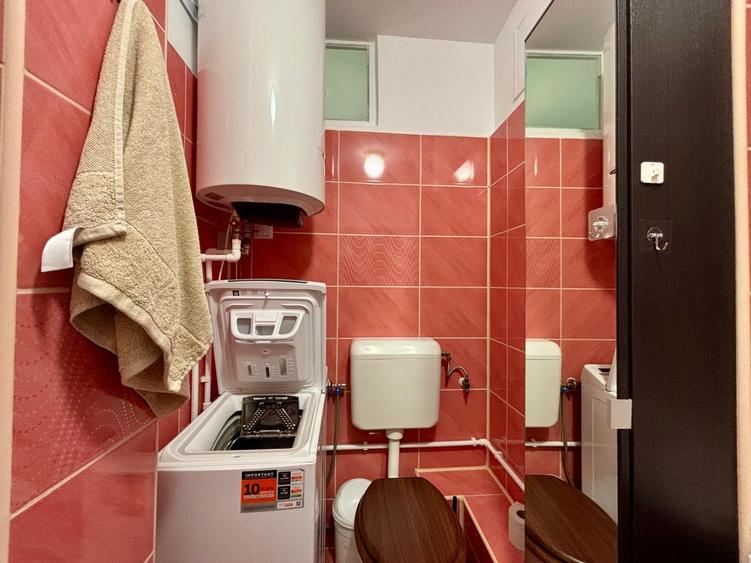 Bd Basarabia 2 Camere Loc de parcare Metrou Piata Muncii 10 minute - 11