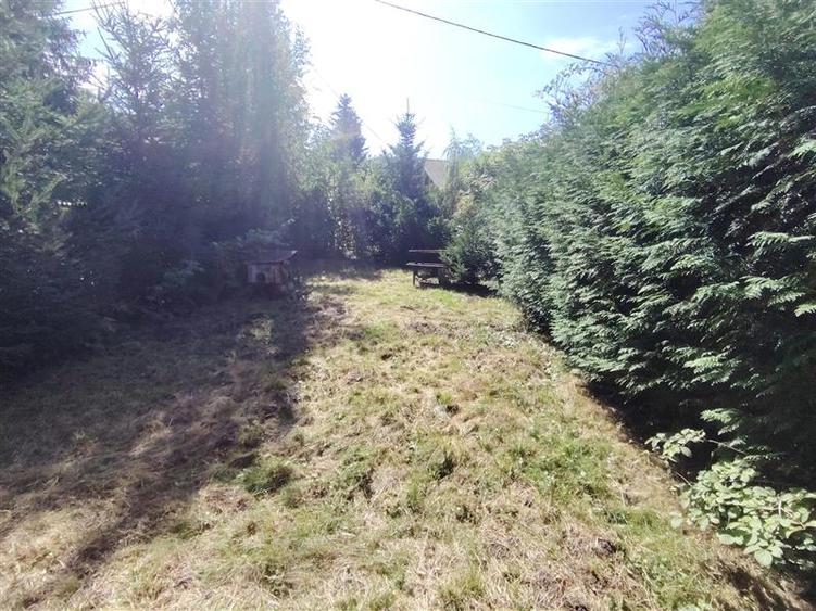Casă individuală cu 4 camere cu Teren 216 Mp în Exterior Est