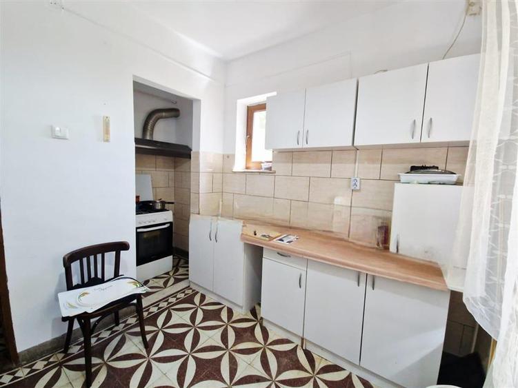 CASA /VILA str. Ana Ipatescu - 6