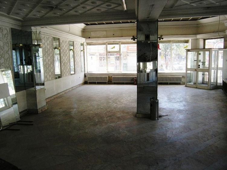 Unirii Bratianu cladire monument - 7