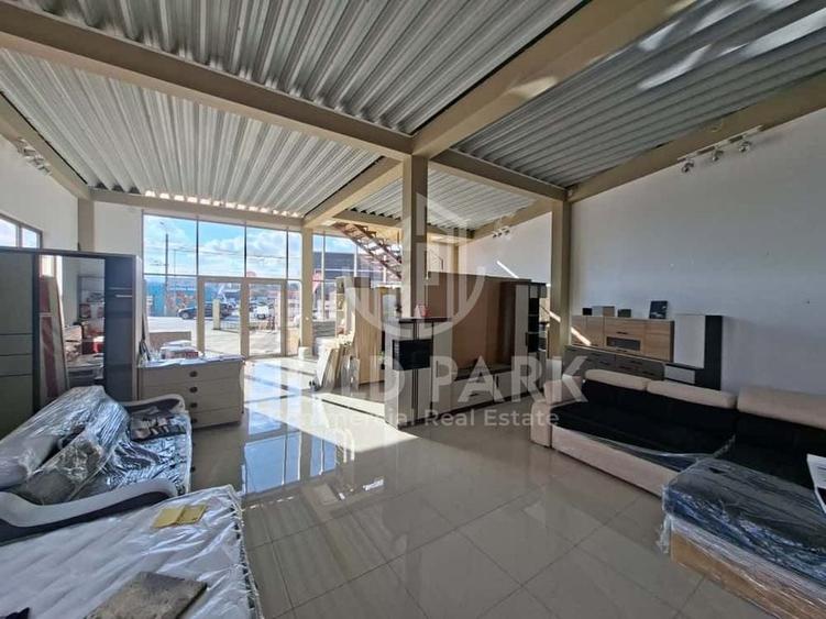 SHOWROOM - Expunere si Vitrina Mare  la Bulevard -Principal- Parcari - 2