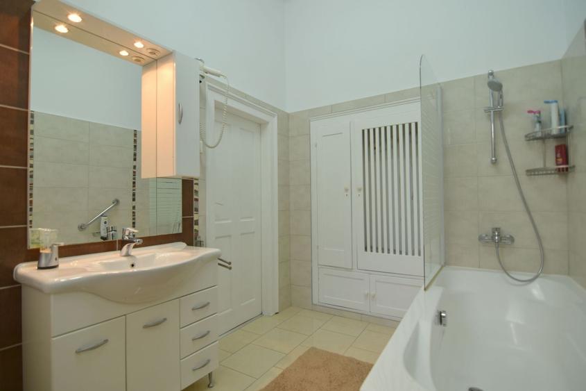 Apartament la casa-4 camere-Piata Crucii Timisoara - 18