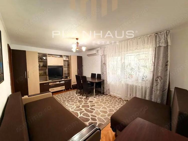 Apartament 2 camere decomandat, Str. Dobrogei, zona Teren atletism - 7